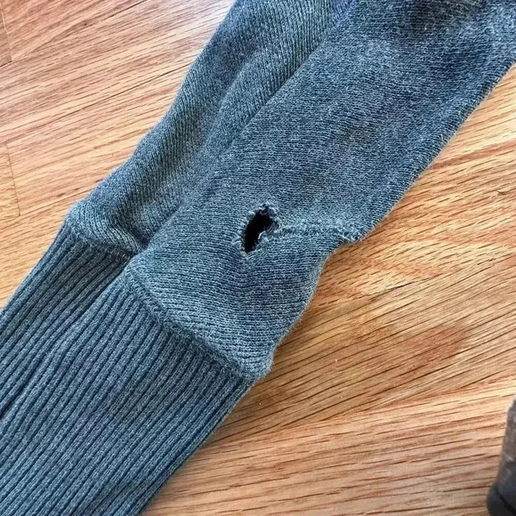 VINTAGE x AEROPOSTALE y2k  Dark Gray Cozy Grandpa Sweater | Size Large - Picture 6 of 9